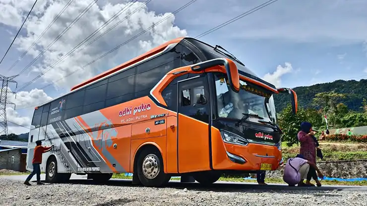 Daftar Nama Bus Makassar Manado