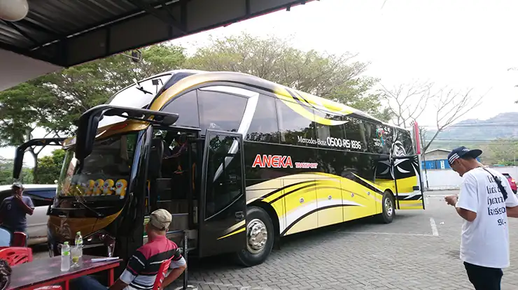 Harga Tiket Bus Makassar Manado
